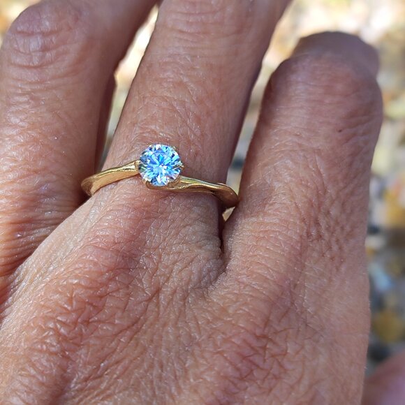 Engagement ring. 14K Yellow gold ring with 0.43ct' Lab-Created diamond. - Picture 16 of 17